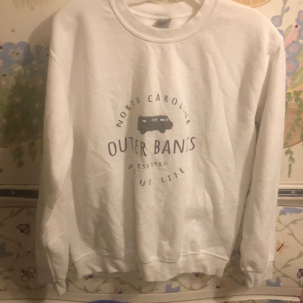 outer banks hoodie size small white